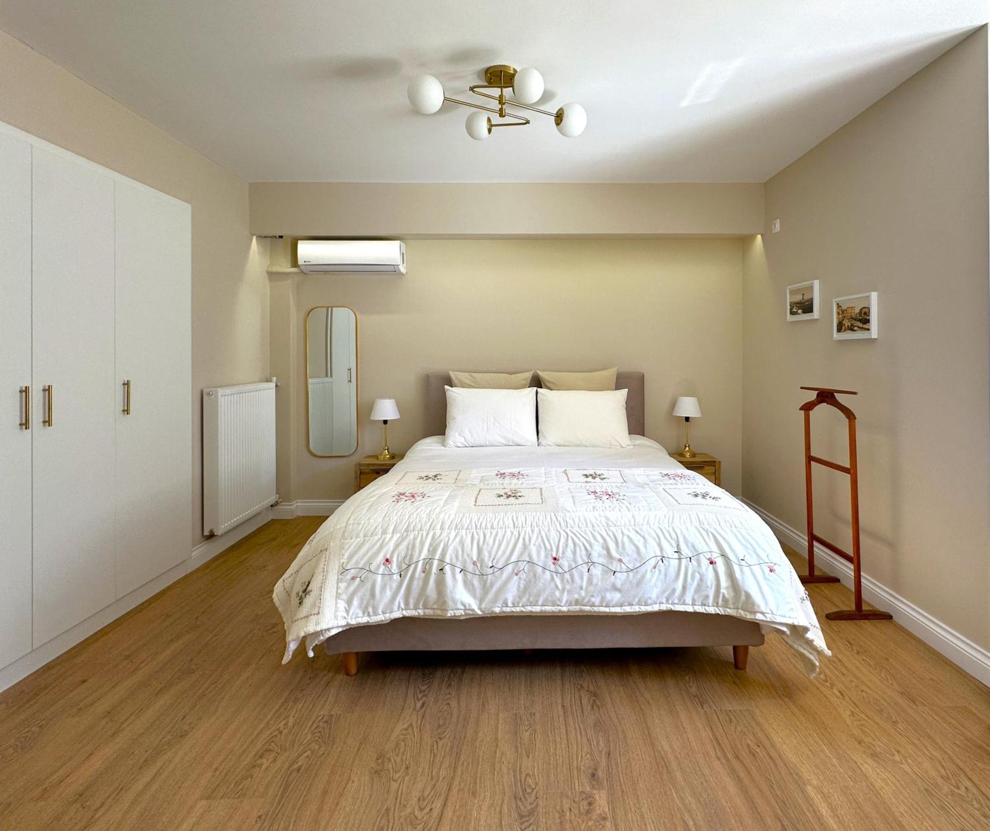 Queens Avenue Apartment Athena Bagian luar foto
